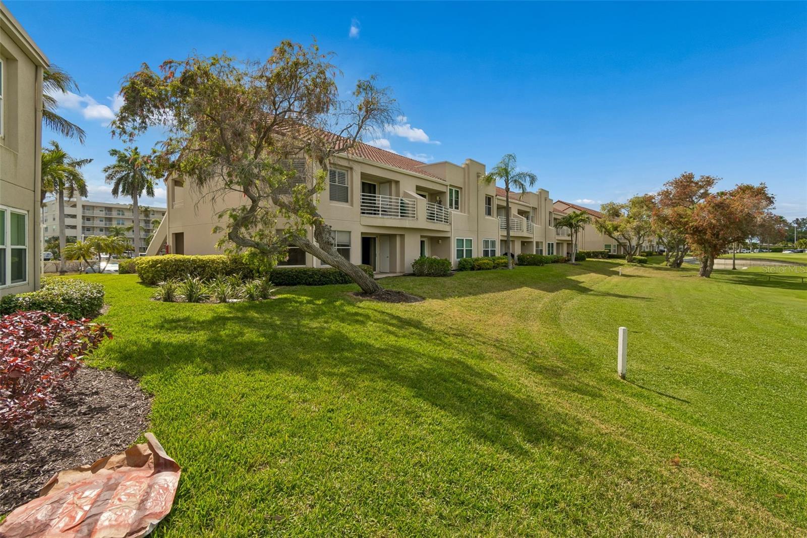 VISTA VERDE WEST - Residential