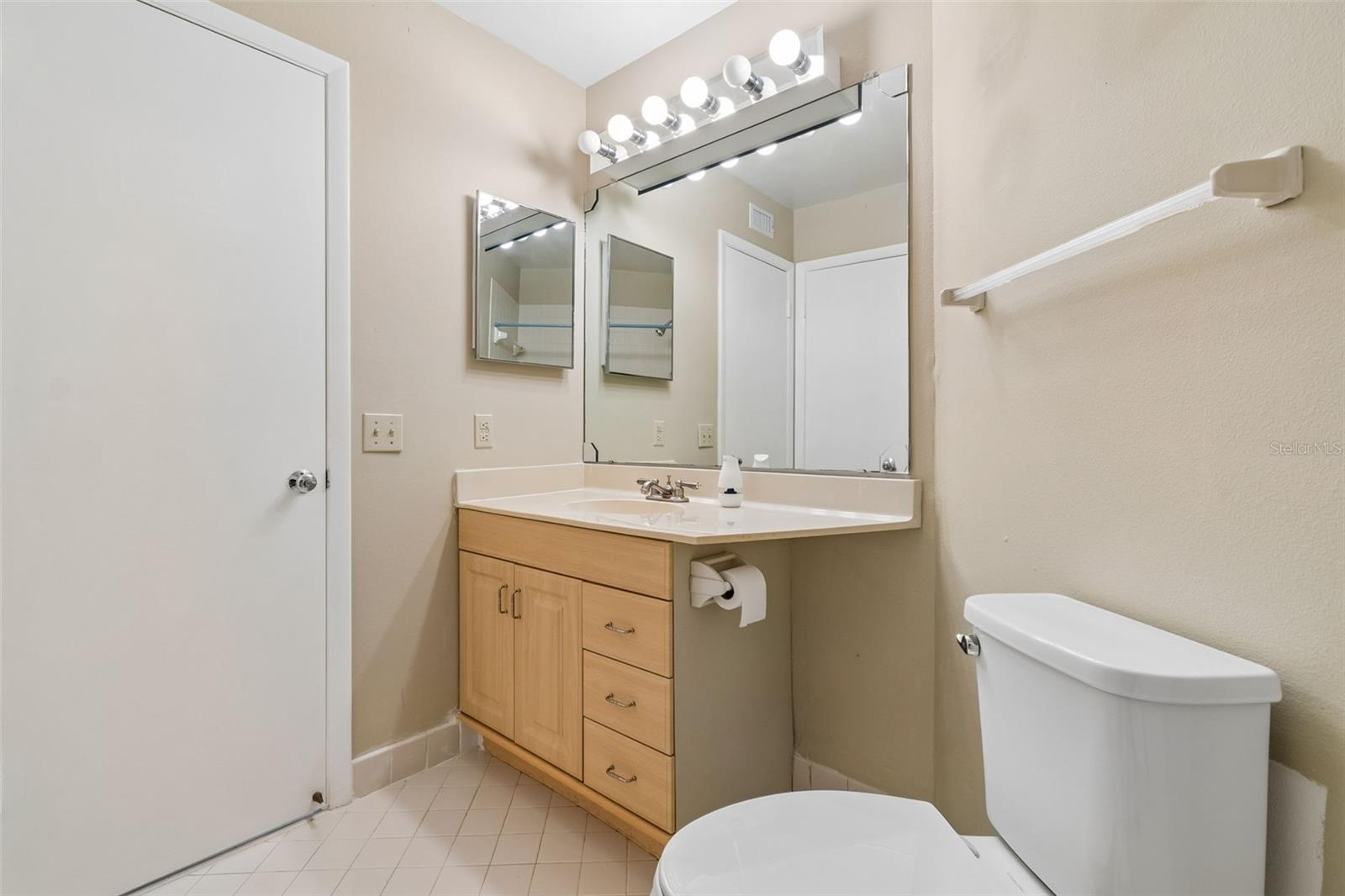 VISTA VERDE WEST - Residential