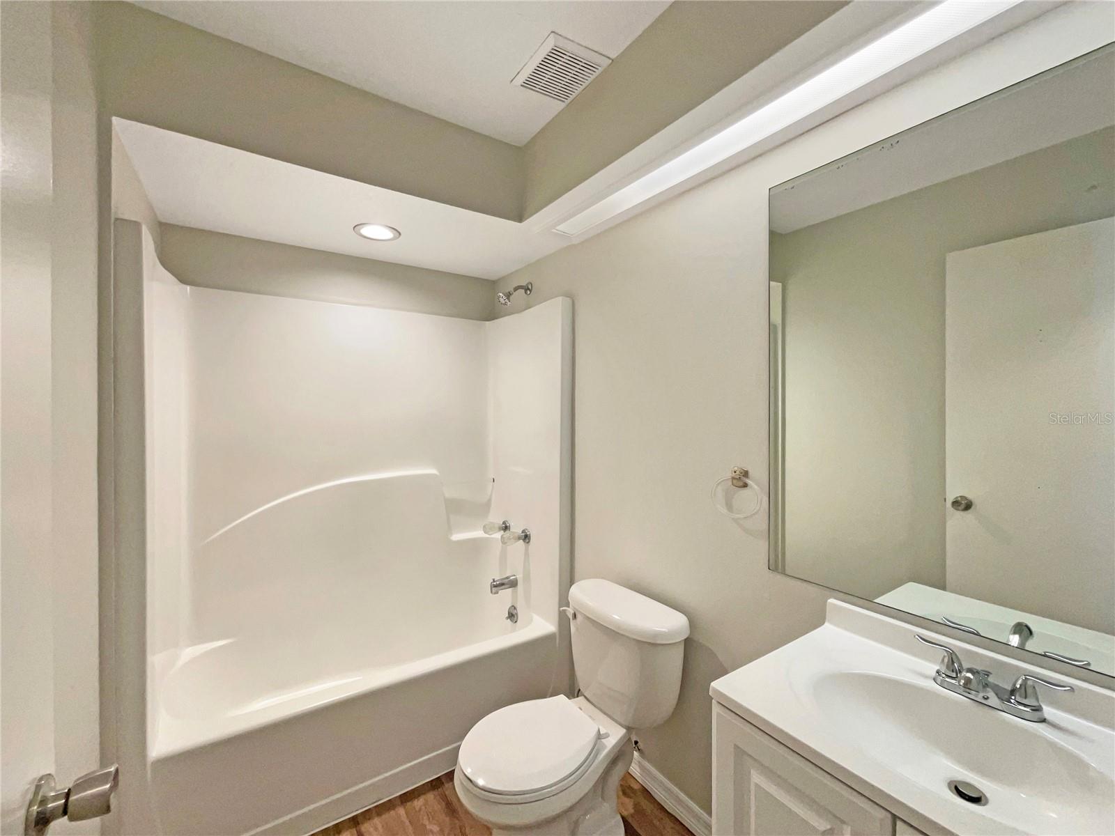 136 KINGS POND AVENUE