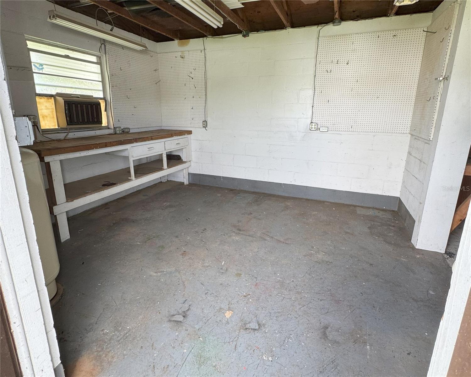 FORT KING ACRES - Residential
