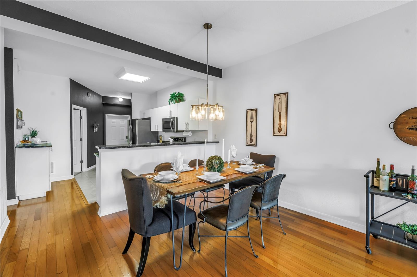 CASABLANCA TOWERS CONDO - Residential Lease