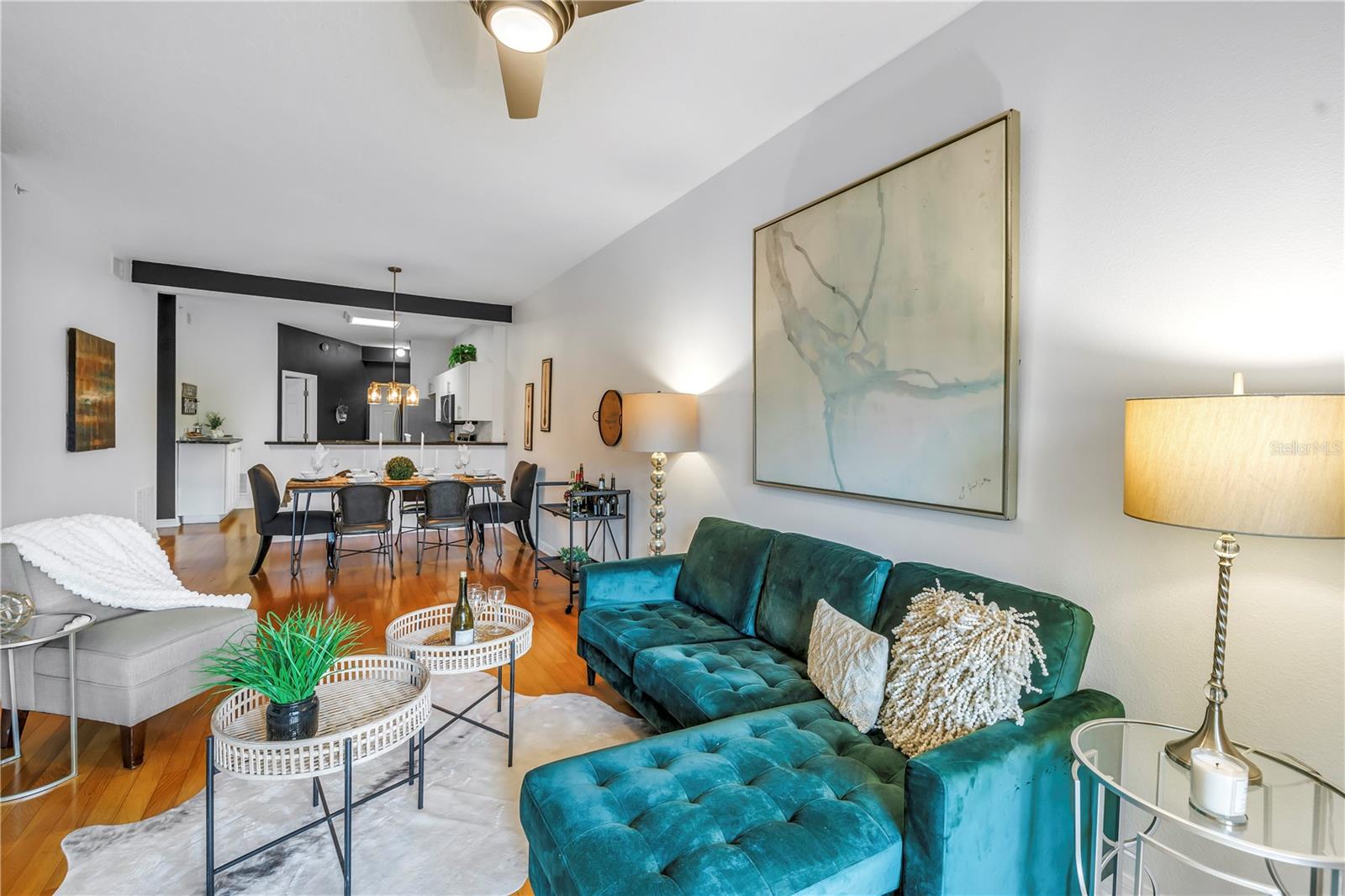 CASABLANCA TOWERS CONDO - Residential Lease