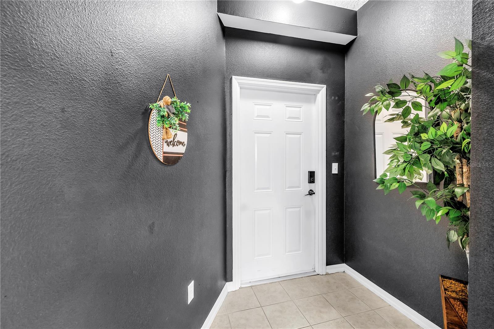 CASABLANCA TOWERS CONDO - Residential Lease