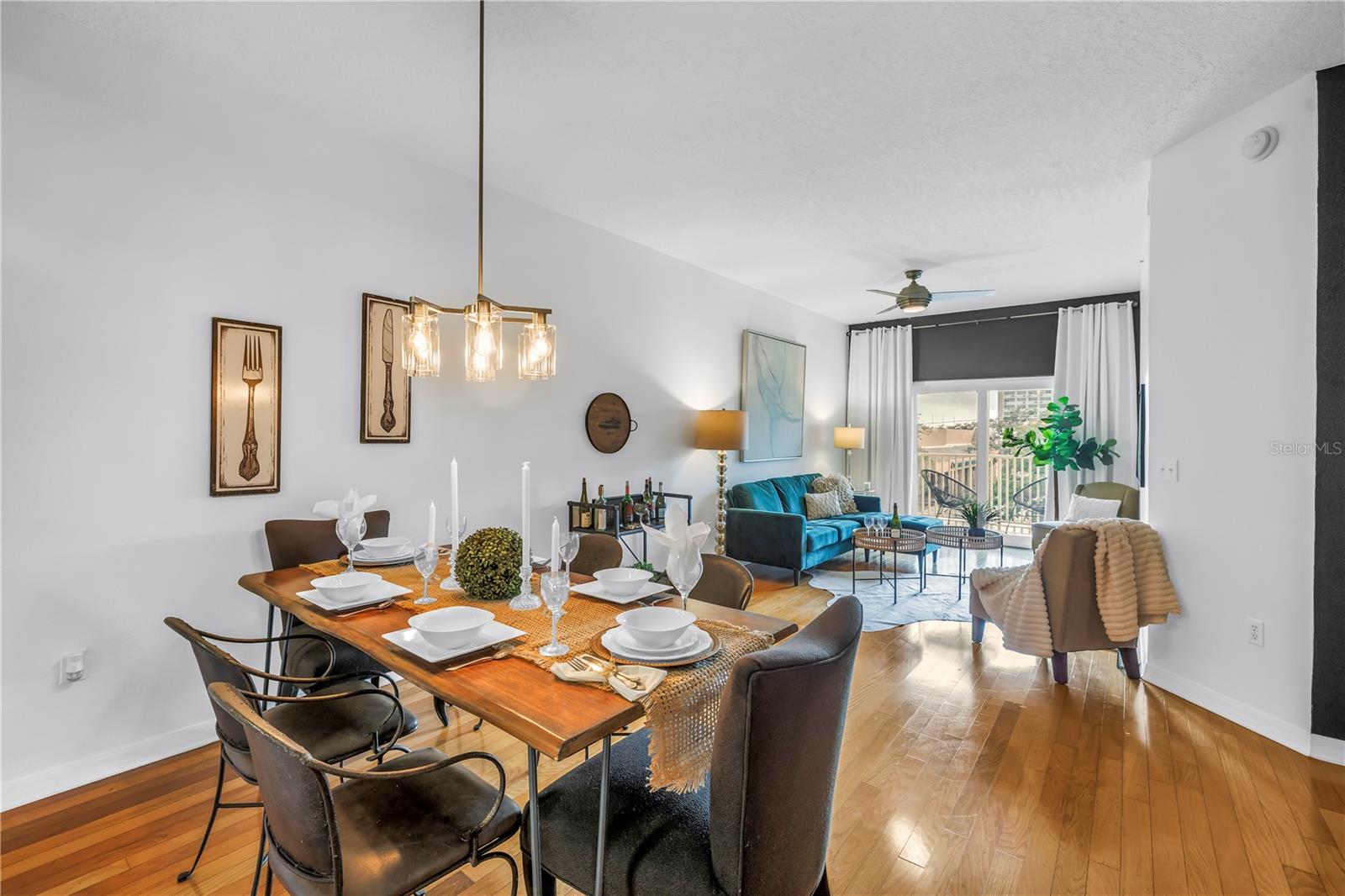 CASABLANCA TOWERS CONDO - Residential Lease