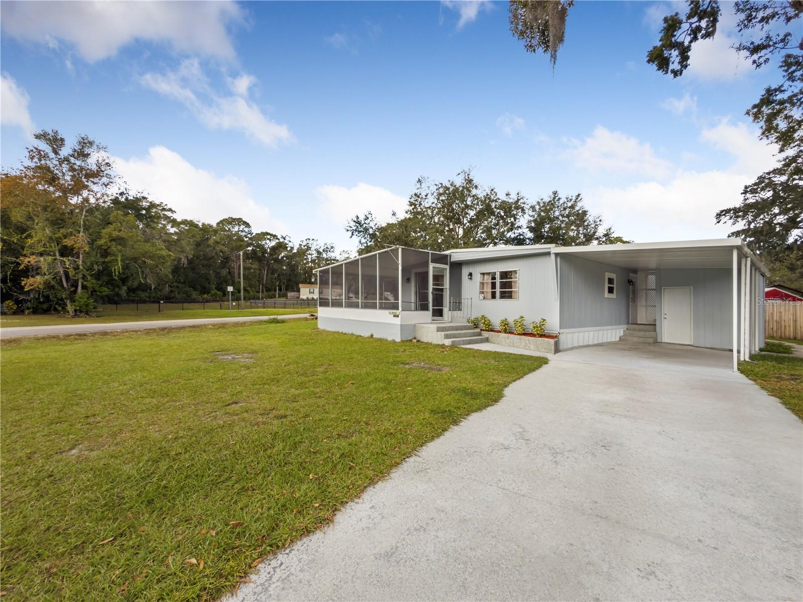 WOODLAND MANOR MOBILE HOME - Residential