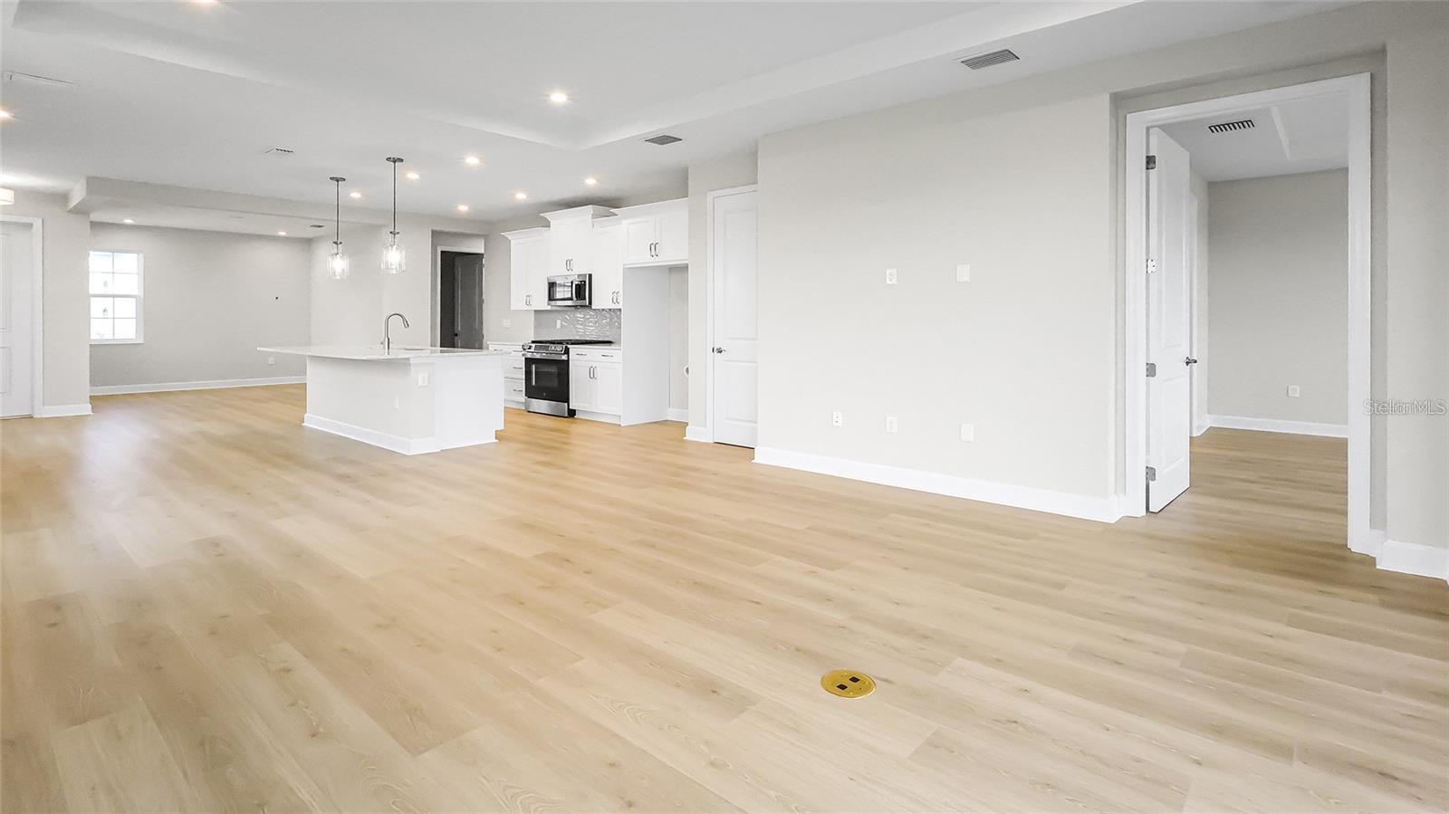 KH CW HAMMOCK OAKS LLC - Residential
