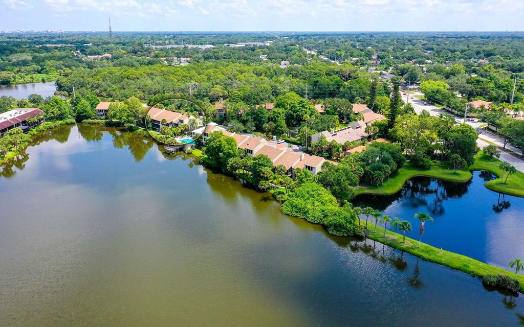 Photo of 5369 Lake Arrowhead Trail #17A, Sarasota, FL 34231 (MLS # A4689393)