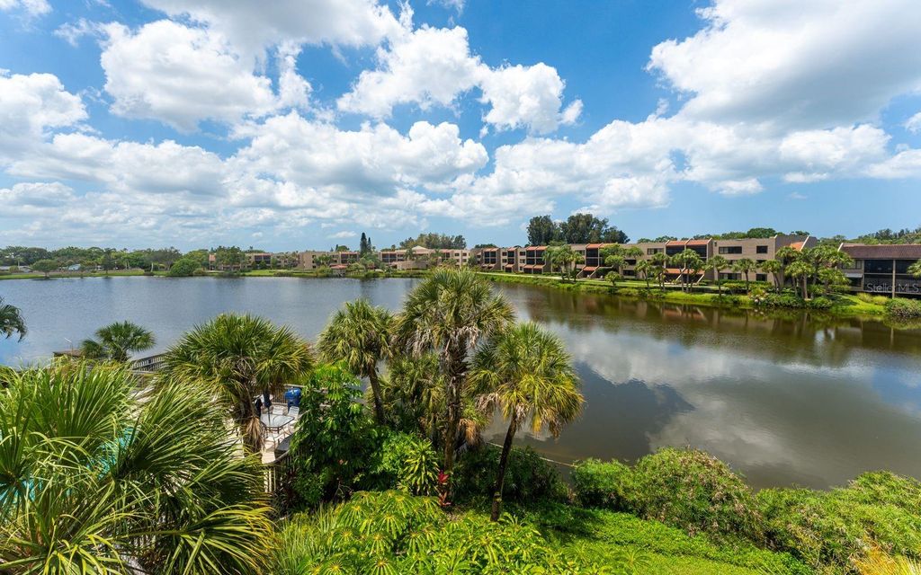Photo of 5369 Lake Arrowhead Trail #17A, Sarasota, FL 34231 (MLS # A4689393)