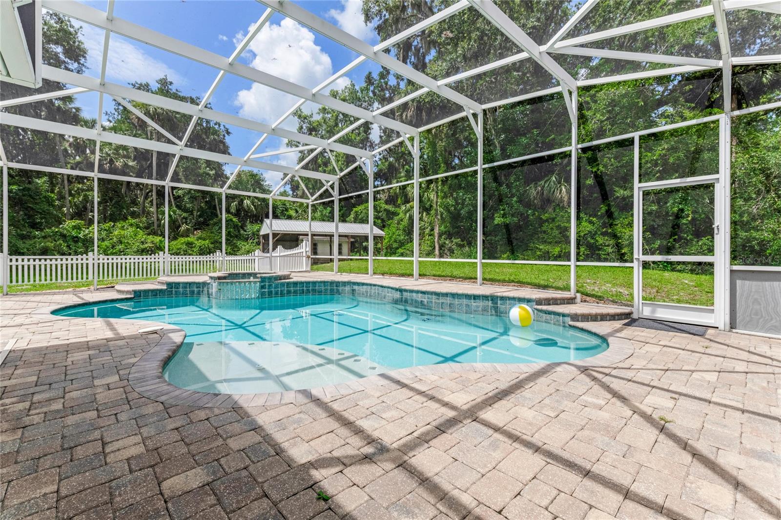 2360 MOONEYHAM DRIVE