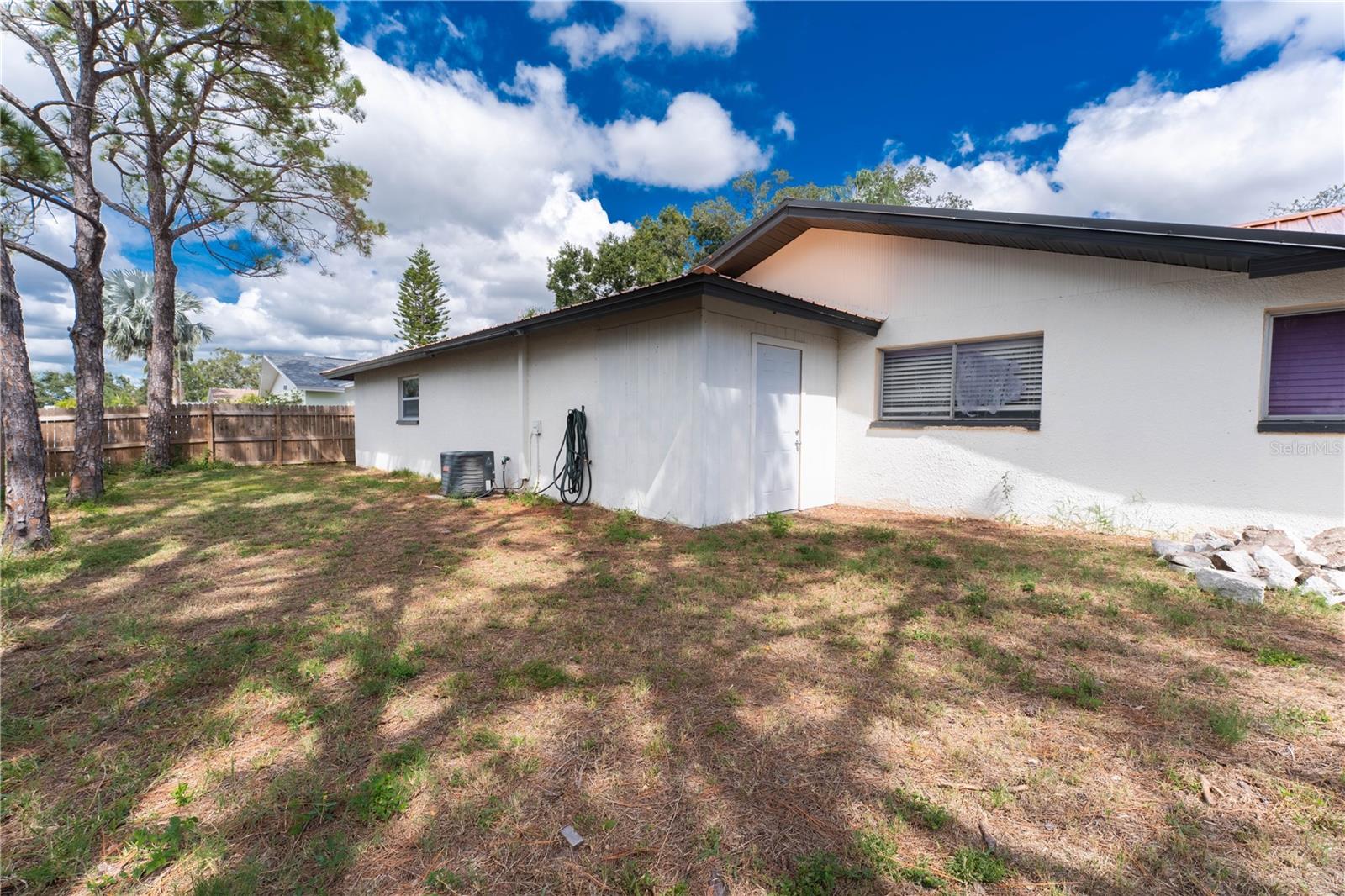 BOCA CIEGA RIDGE 6TH ADD - Residential