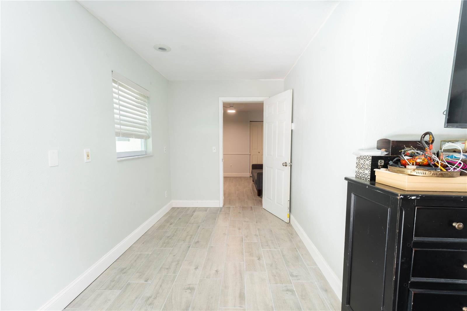 BOCA CIEGA RIDGE 6TH ADD - Residential