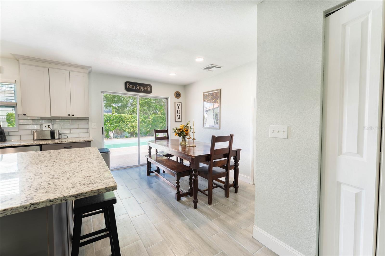 BOCA CIEGA RIDGE 6TH ADD - Residential