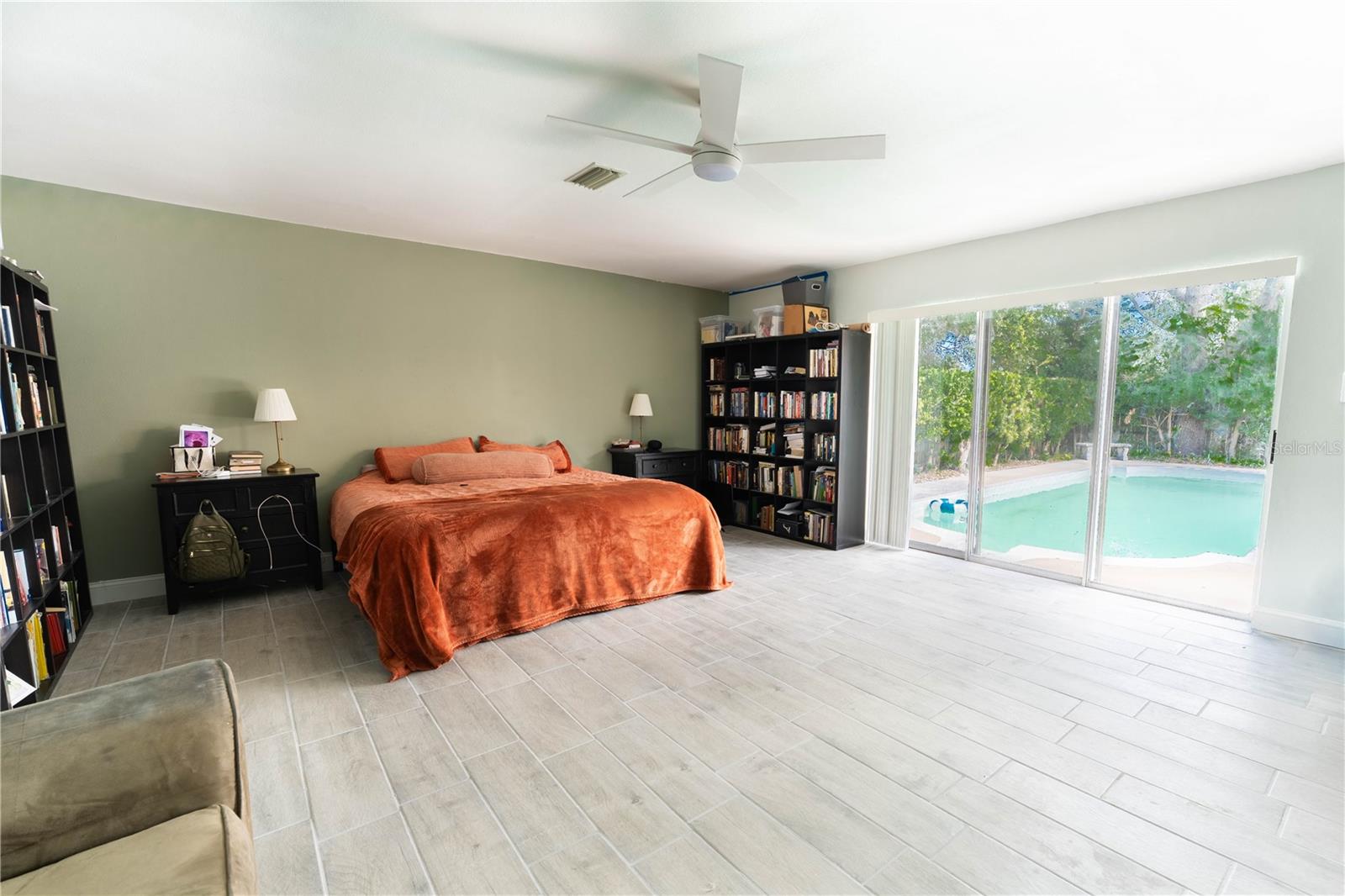 BOCA CIEGA RIDGE 6TH ADD - Residential