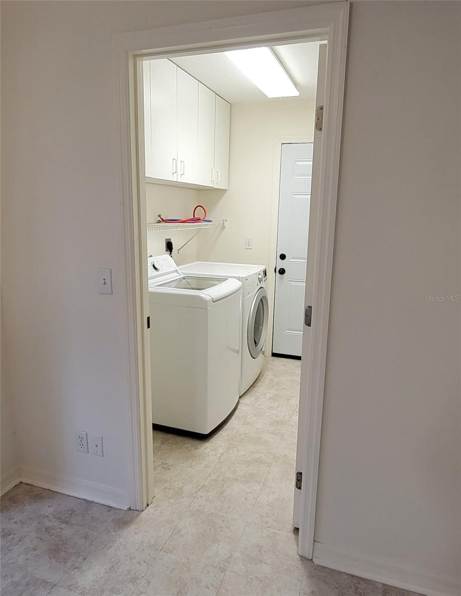 COUNTRYSIDE ESTATE - Residential