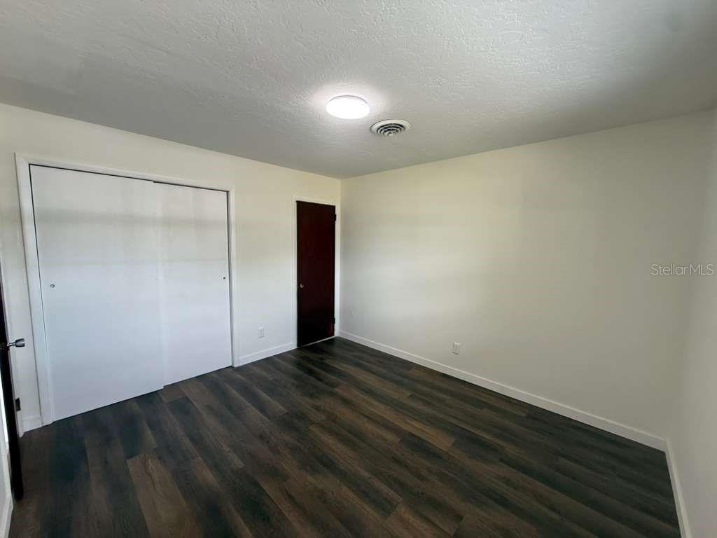 SOUTH VENICE - Residential Lease