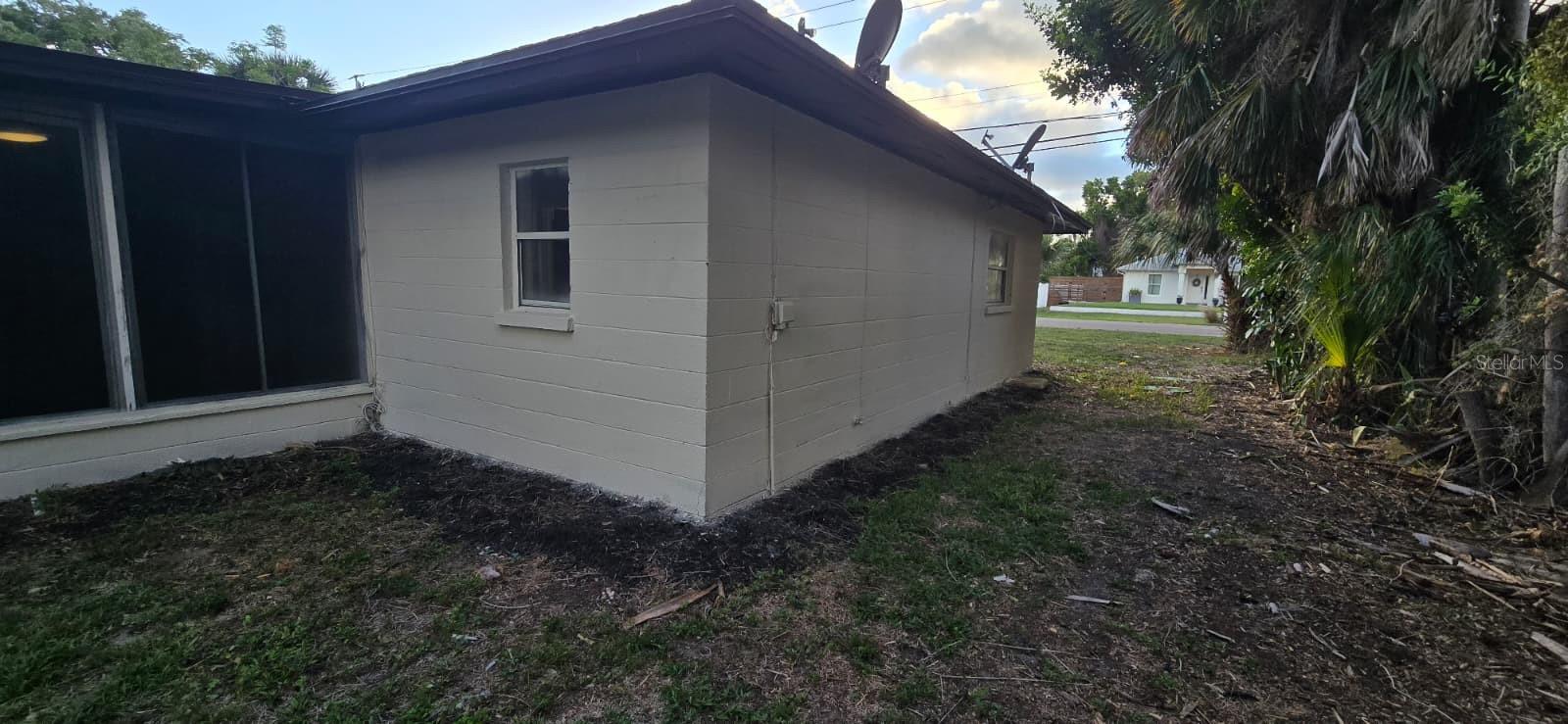 SOUTH VENICE - Residential Lease