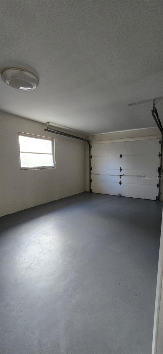 SOUTH VENICE - Residential Lease