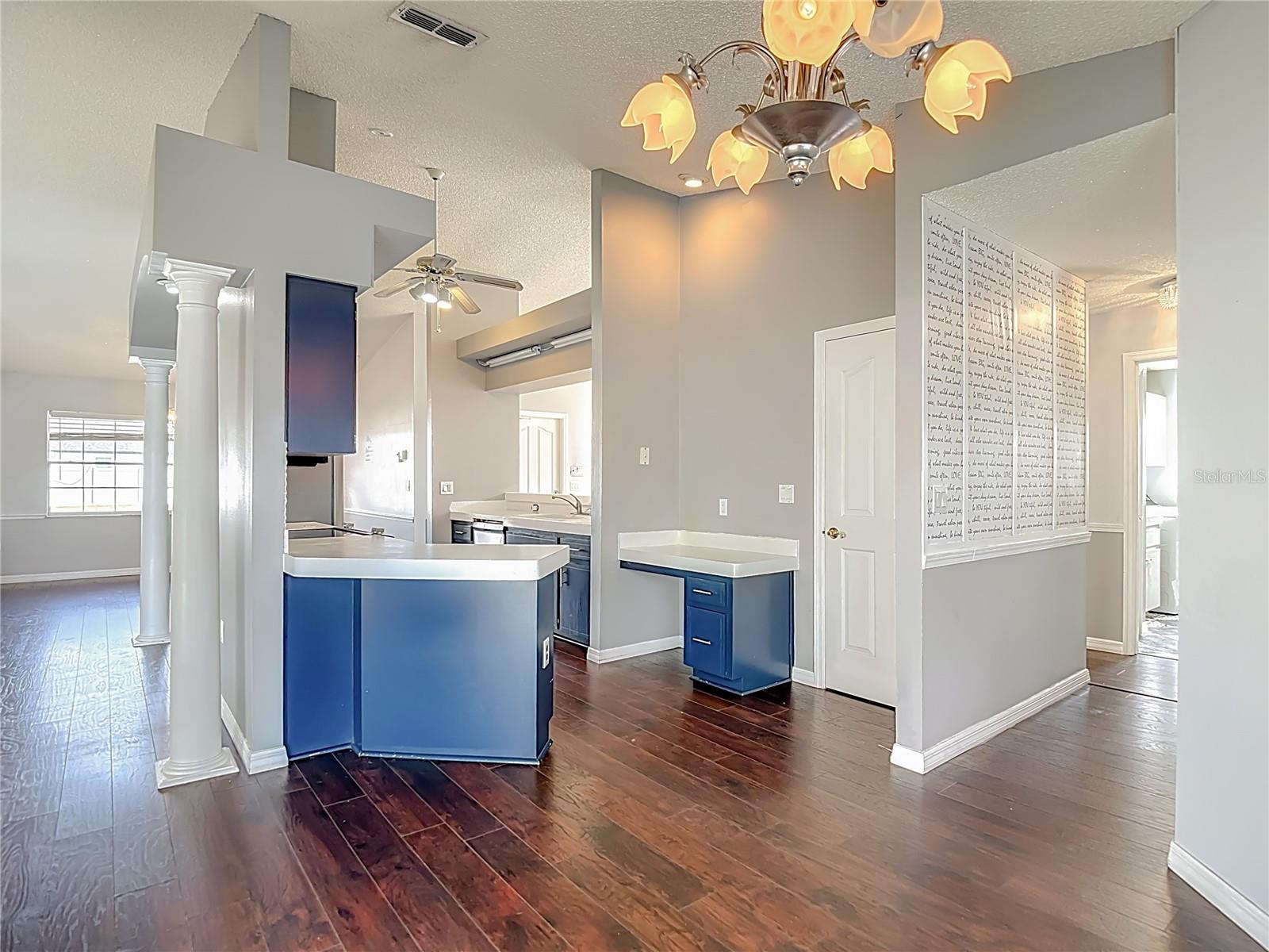 SPRING HILL - Residential