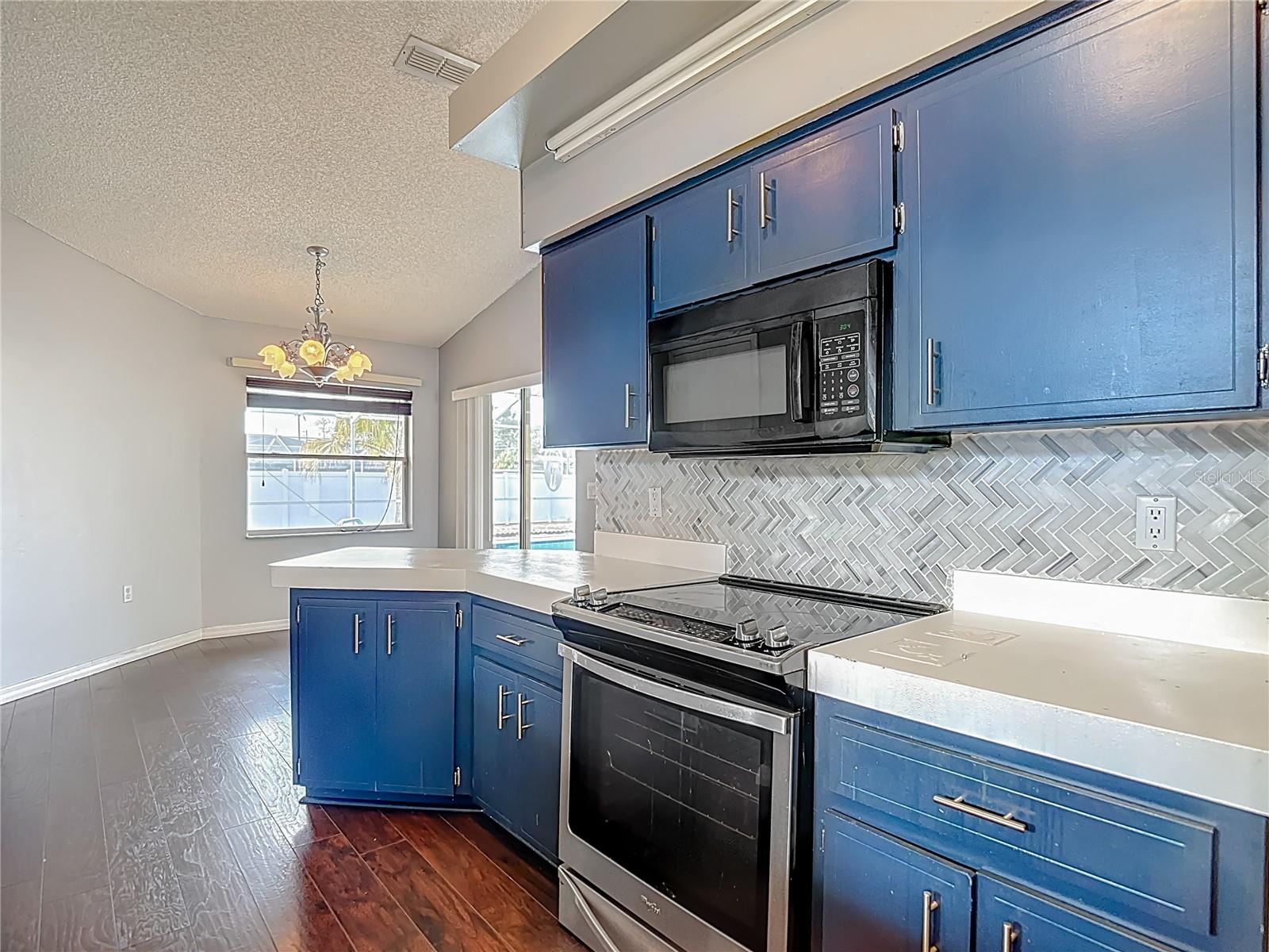 SPRING HILL - Residential