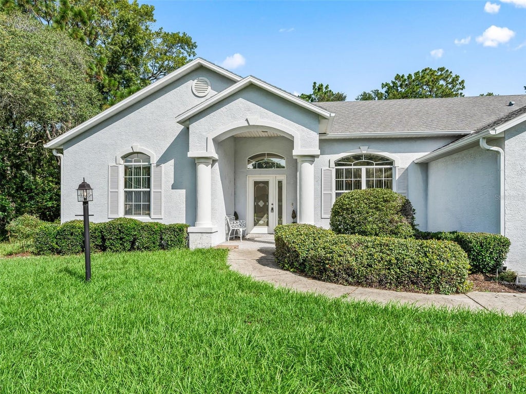 Photo of 11011 SW 53rd Circle, Ocala, FL 34476 (MLS # OM730967)
