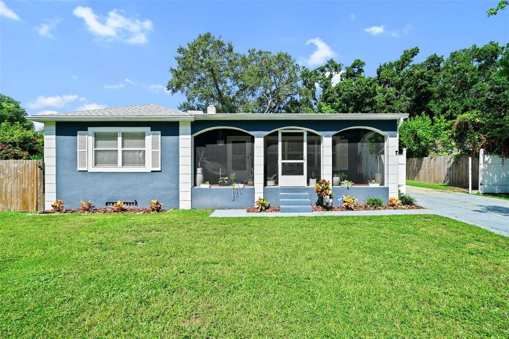 Photo of 2519 Emma Circle, Tampa, FL 33614 (MLS # TB8422668)