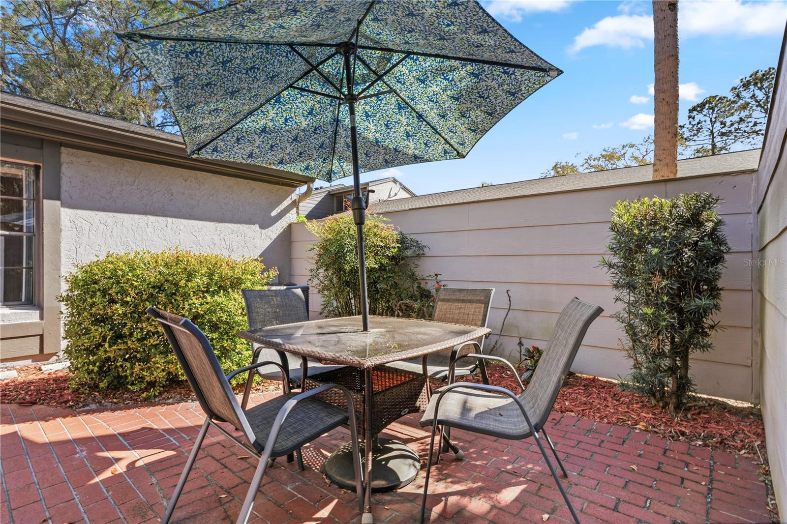 LAKE OF THE WOODS SEC 05 TWNHS - Residential