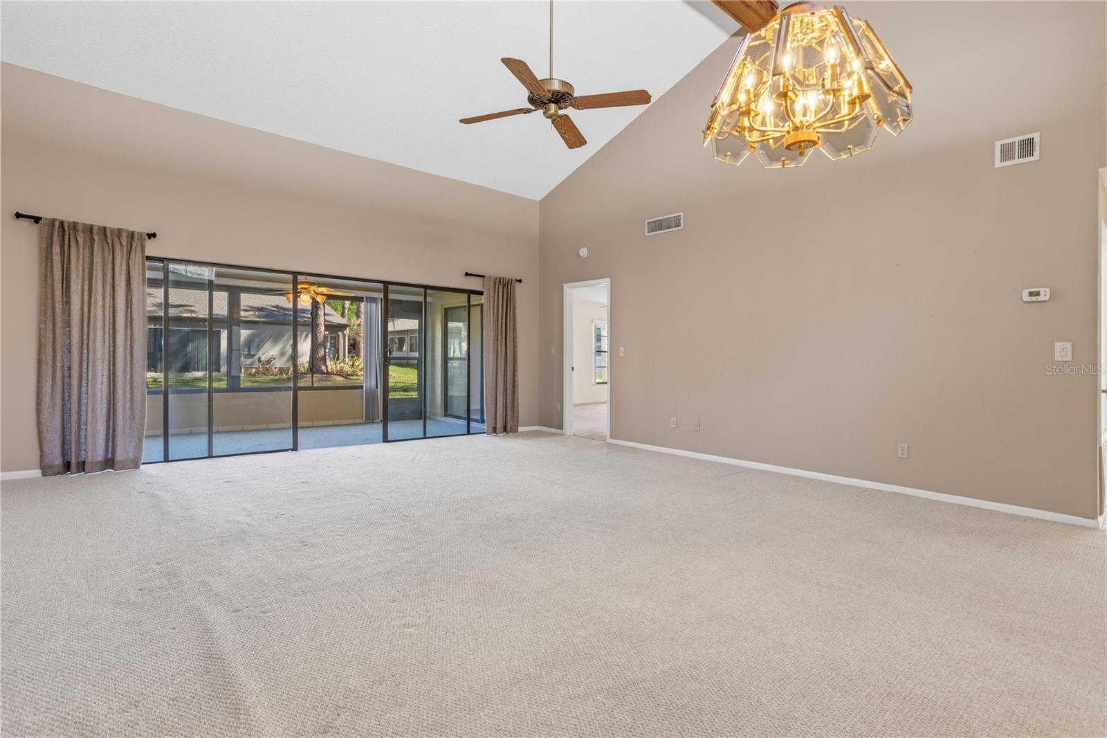 LAKE OF THE WOODS SEC 05 TWNHS - Residential