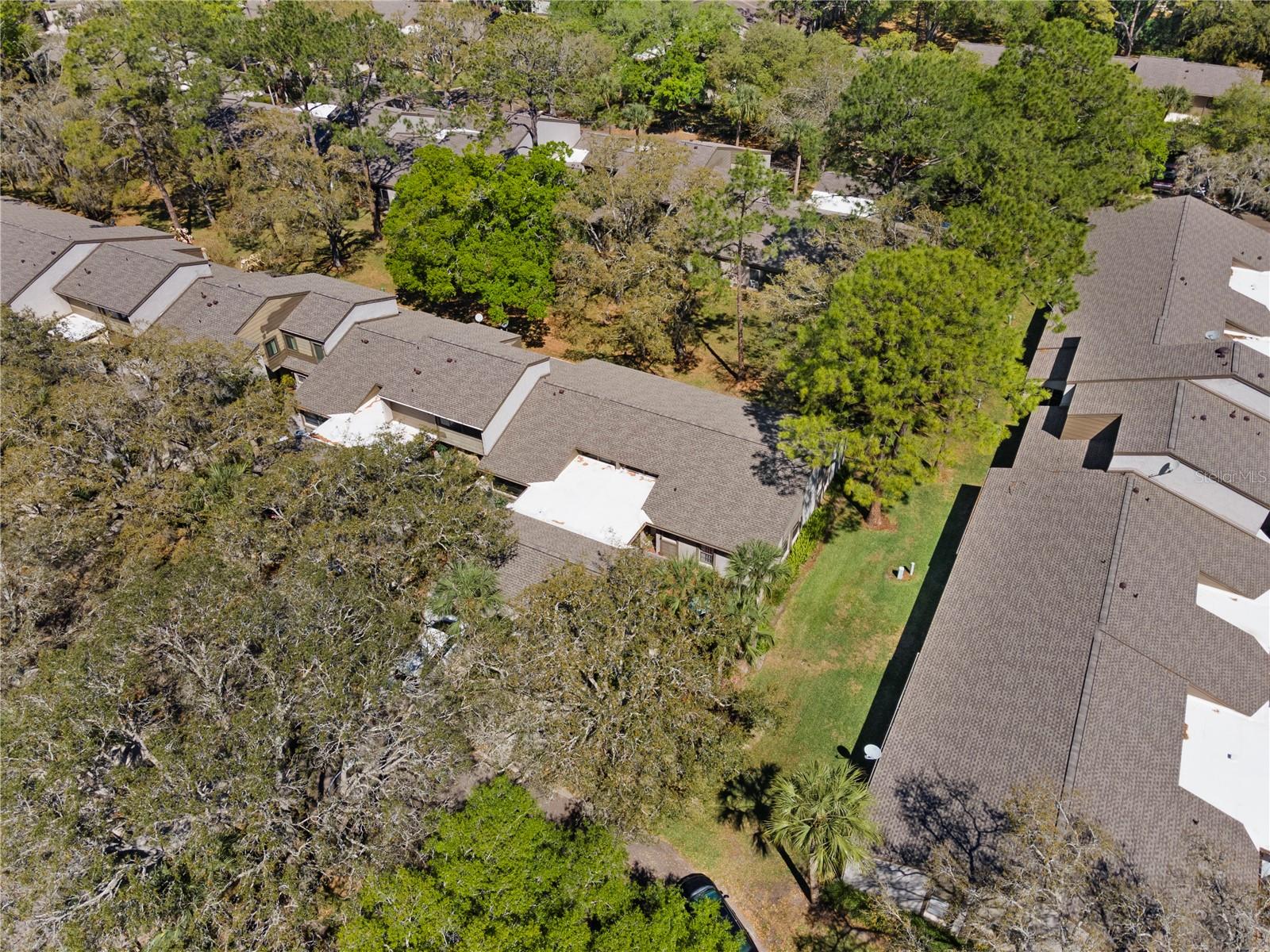 LAKE OF THE WOODS SEC 05 TWNHS - Residential