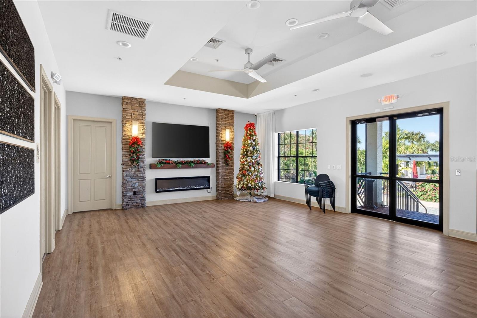 RIVERSIDE AT TIDEWATER PRESERVE - Residential