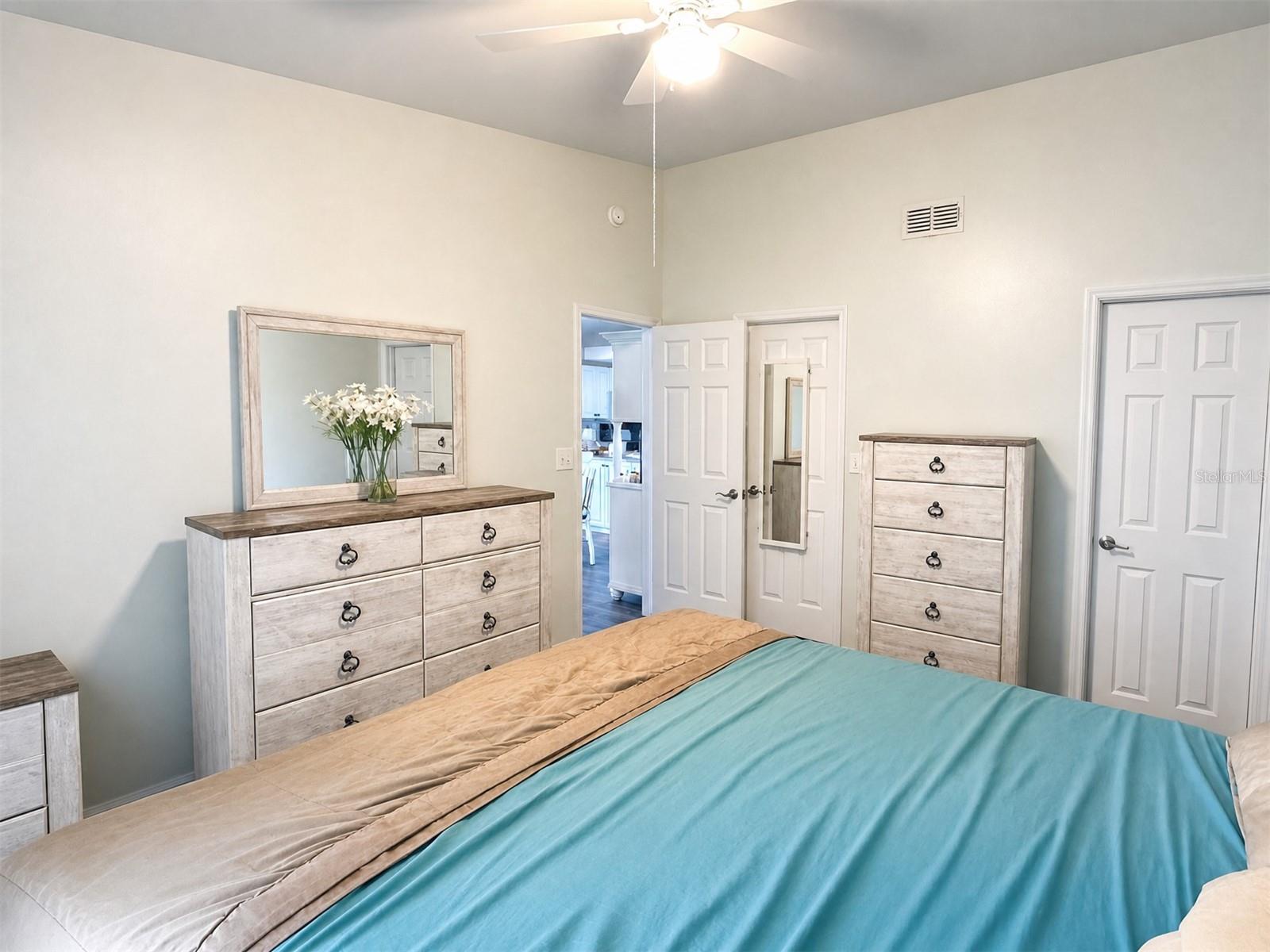 FIDDLERS GREEN 02 PH 02 BLDG 01 - Residential