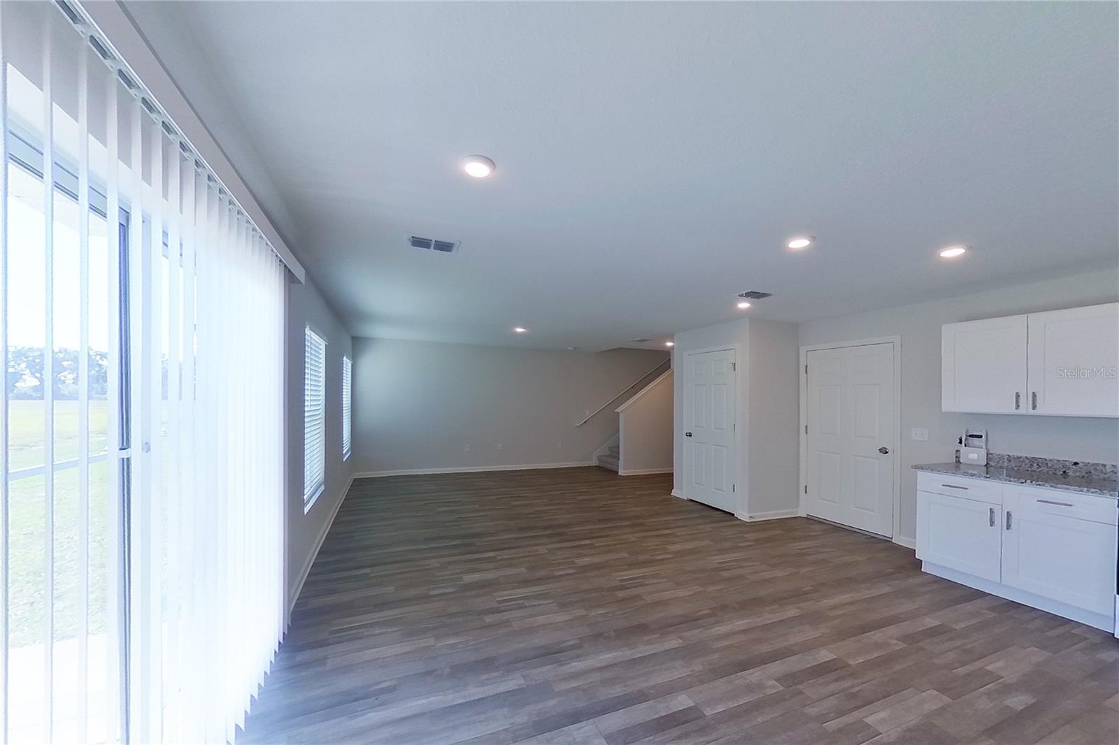 SUMTER VILLAS - Residential Lease