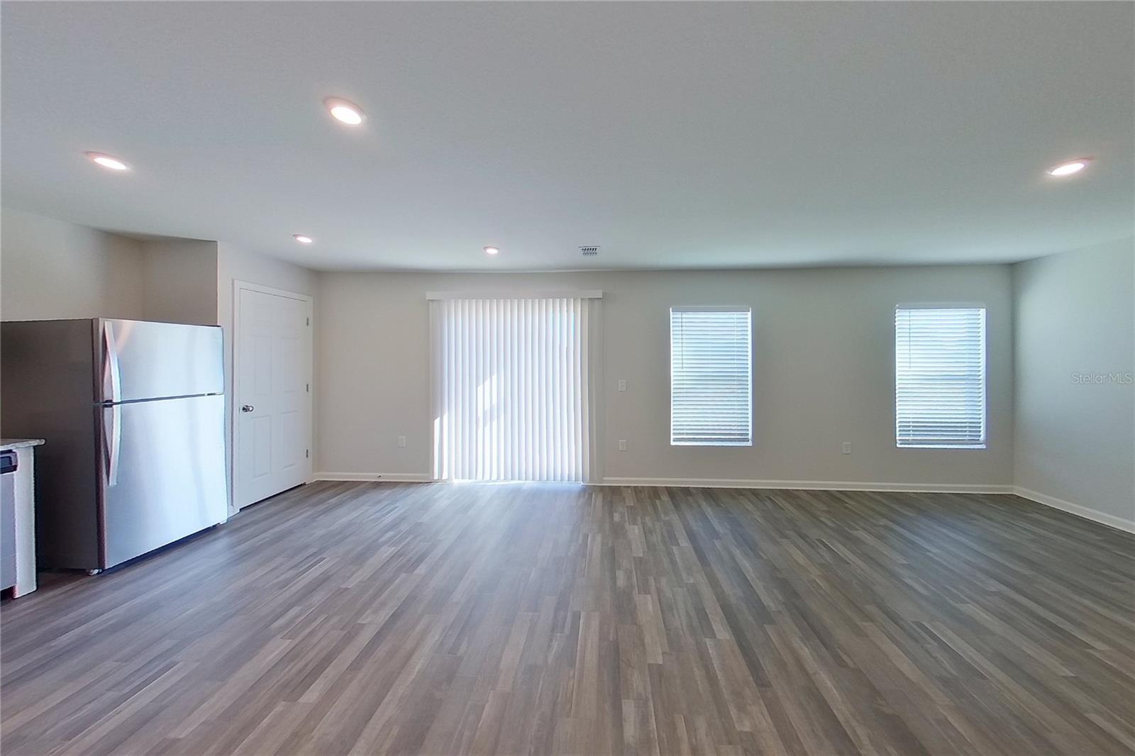 SUMTER VILLAS - Residential Lease