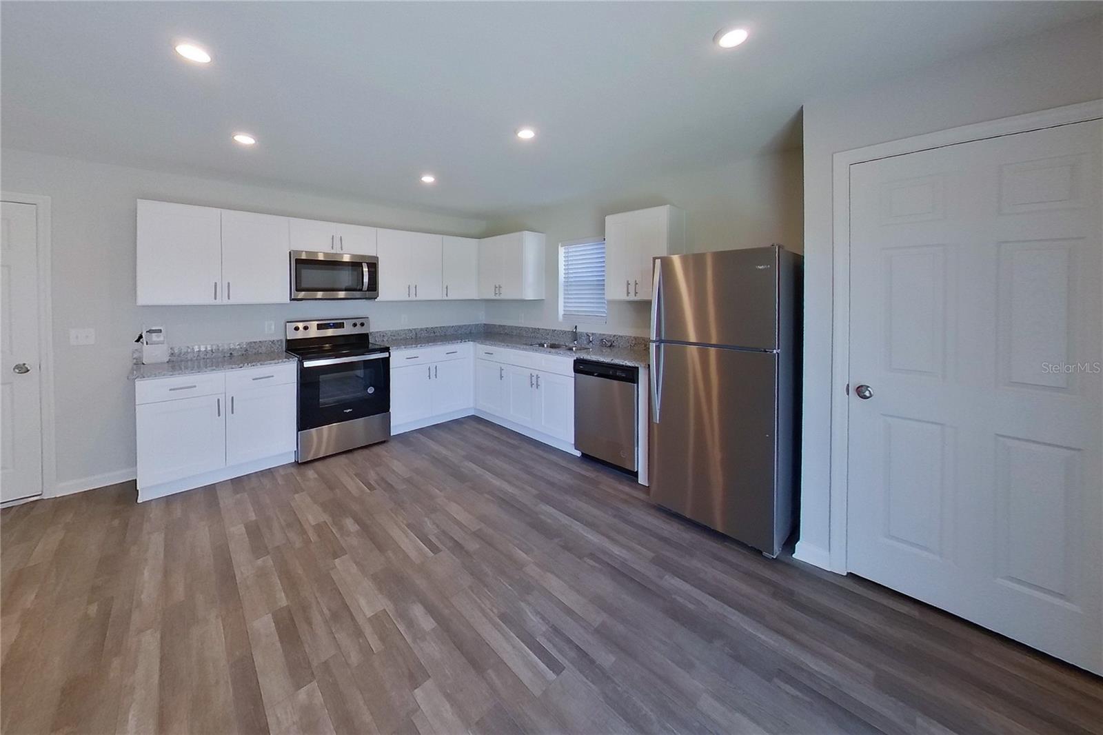 SUMTER VILLAS - Residential Lease