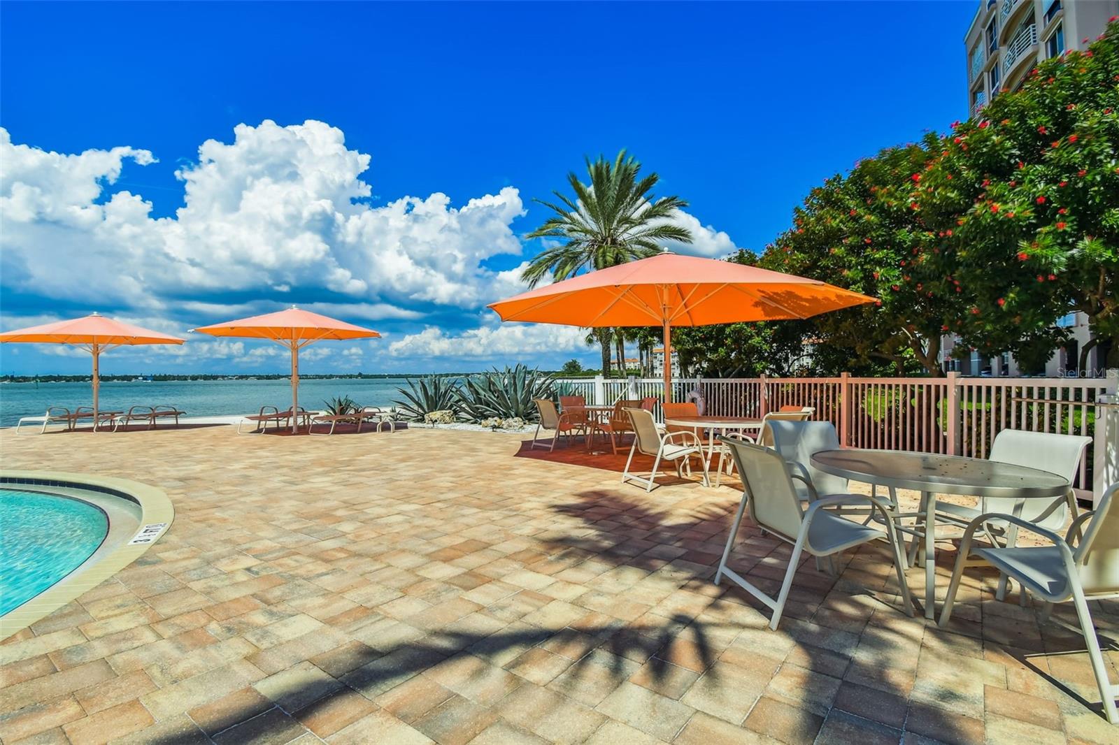 BACOPA BAY CONDO - Residential