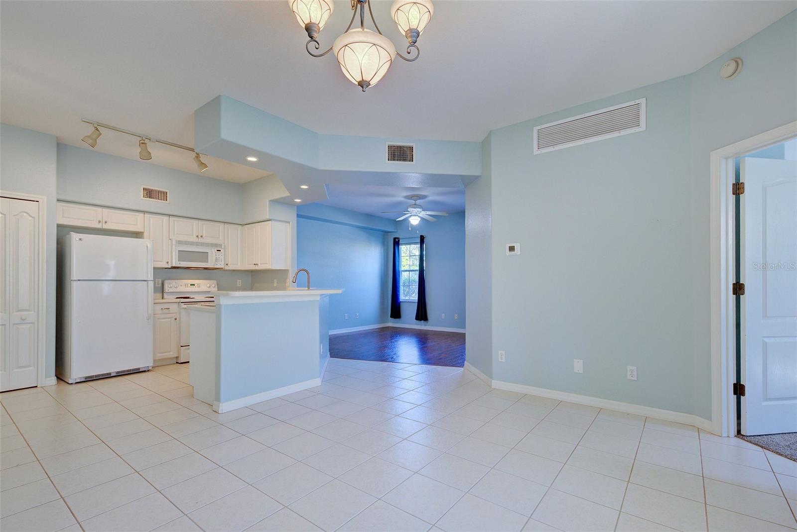 L PAVIA - Residential