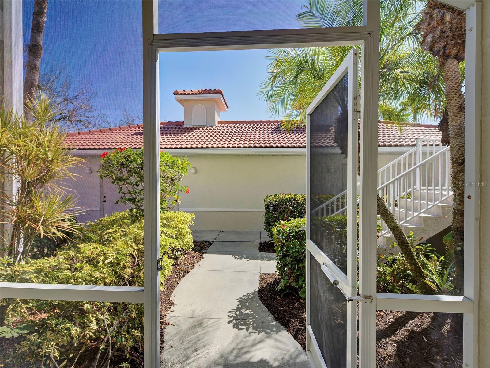 L PAVIA - Residential