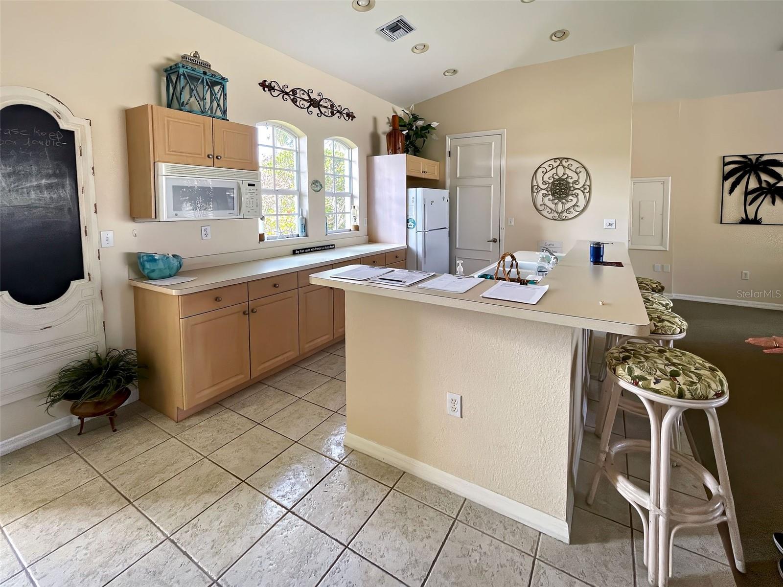 L PAVIA - Residential