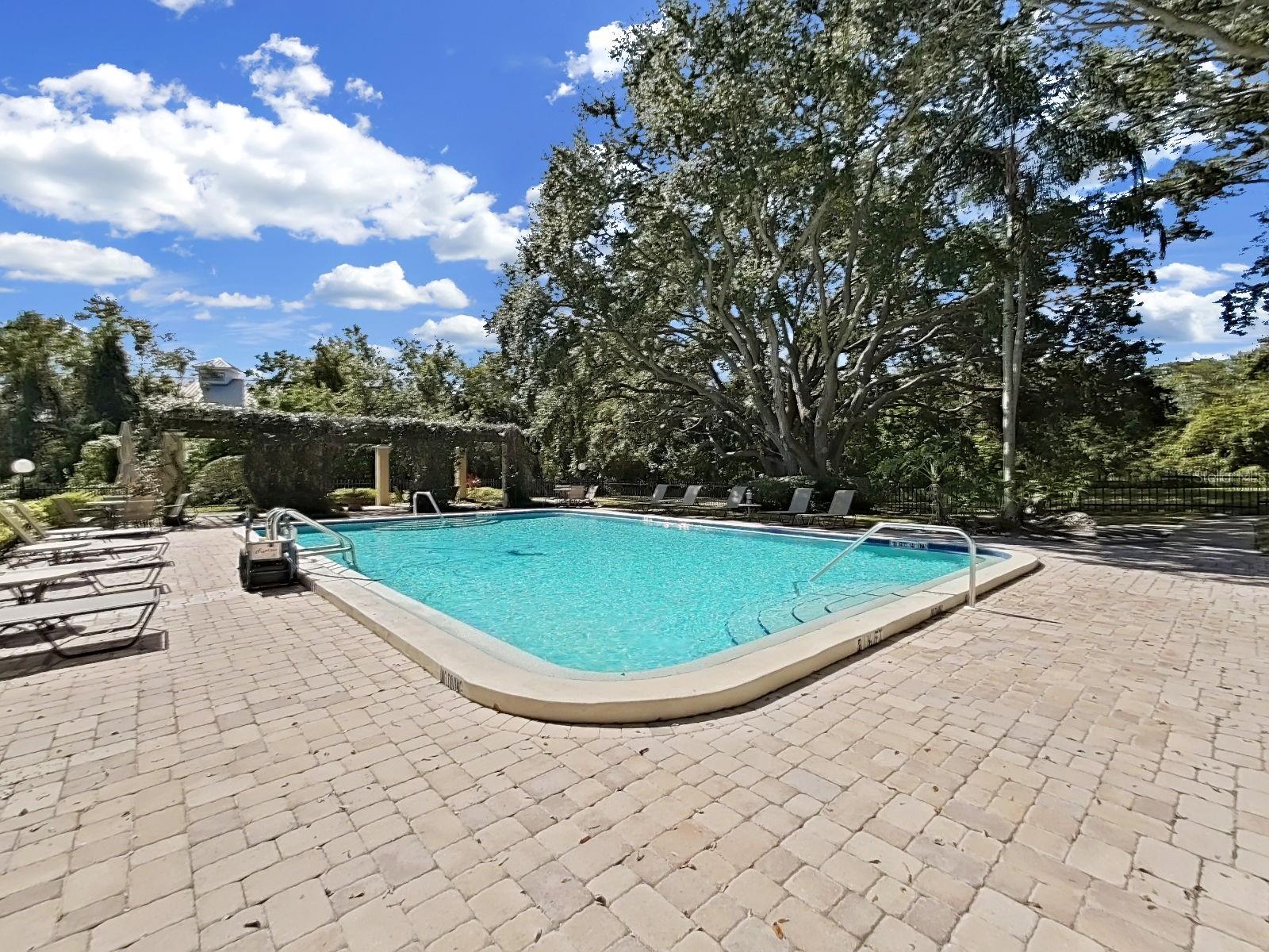 MEADOWLAKE PALM HARBOR CONDO - Residential