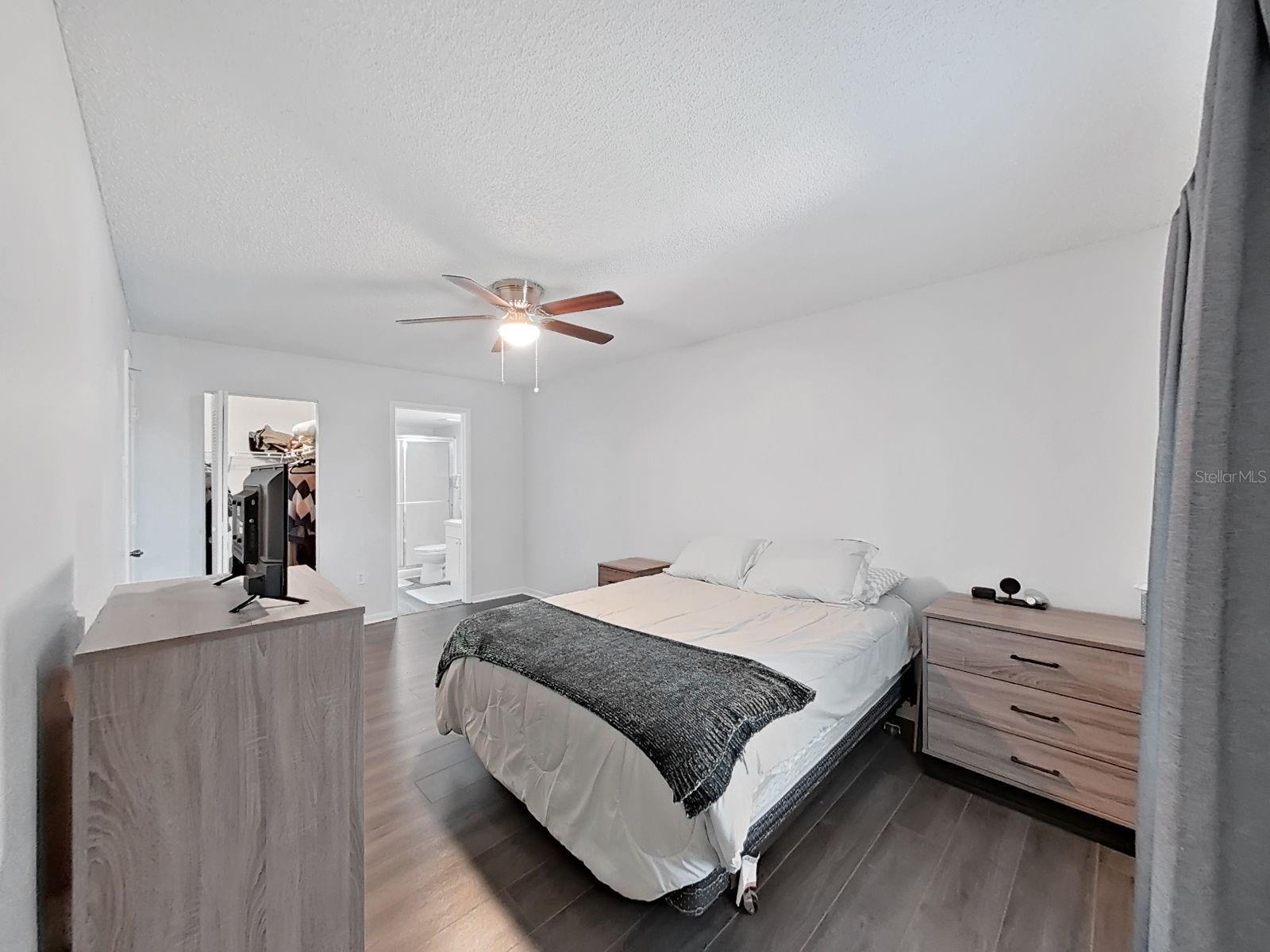 MEADOWLAKE PALM HARBOR CONDO - Residential