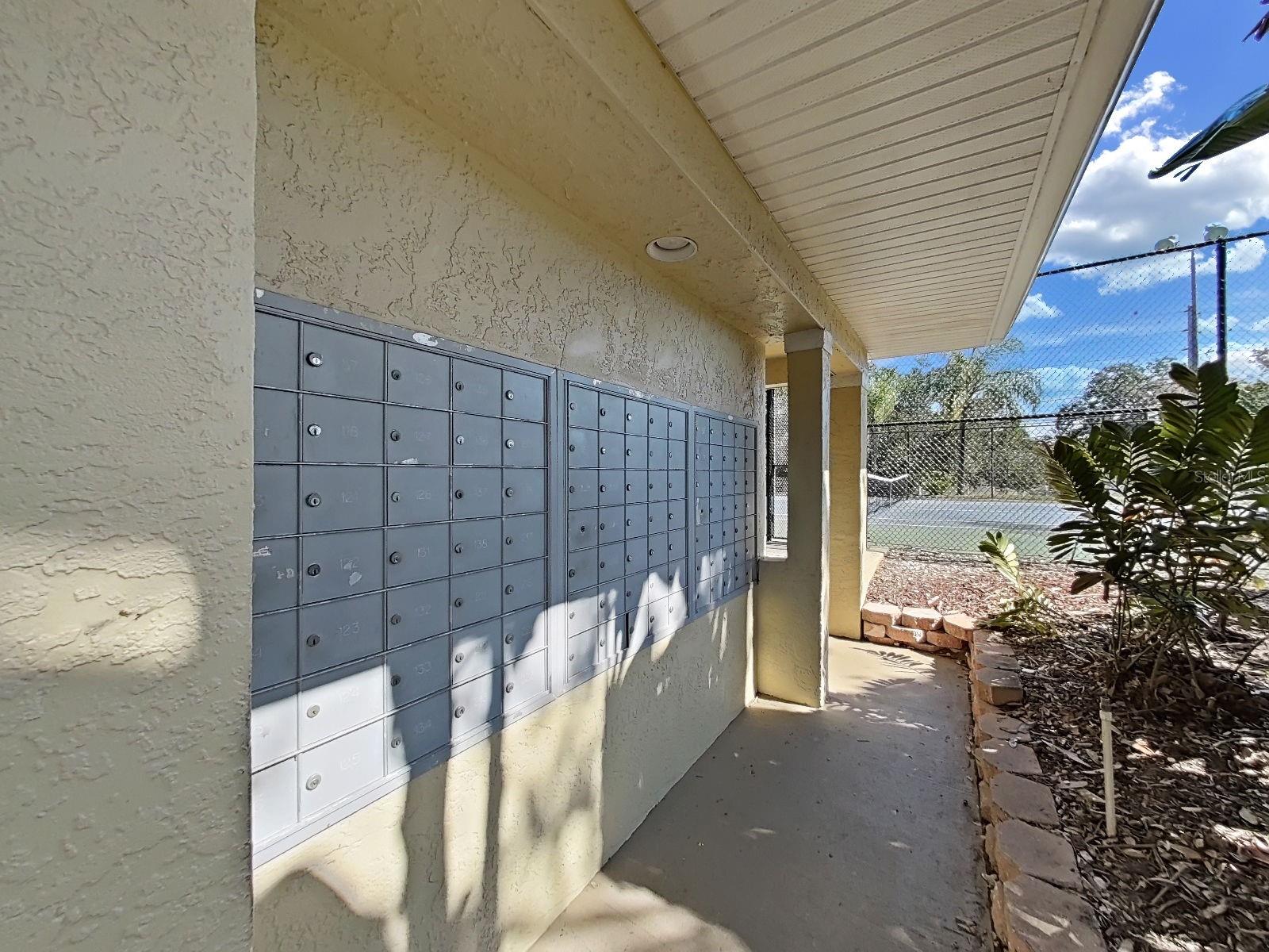 MEADOWLAKE PALM HARBOR CONDO - Residential