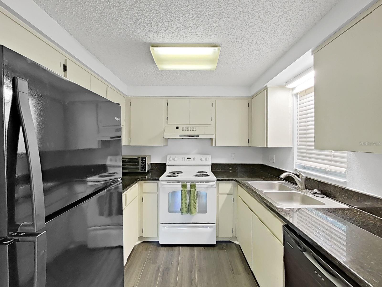 MEADOWLAKE PALM HARBOR CONDO - Residential