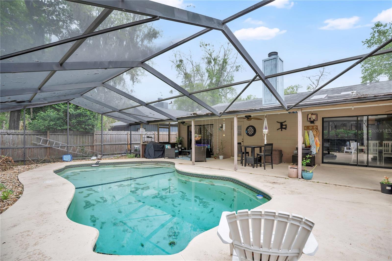 LONGWOOD PARK - Residential