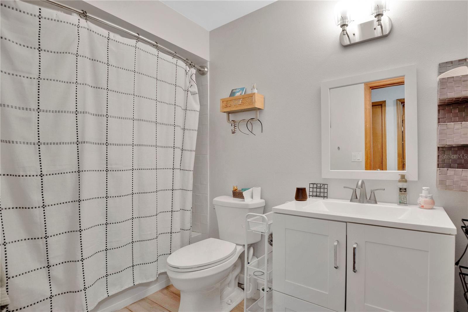 LONGWOOD PARK - Residential