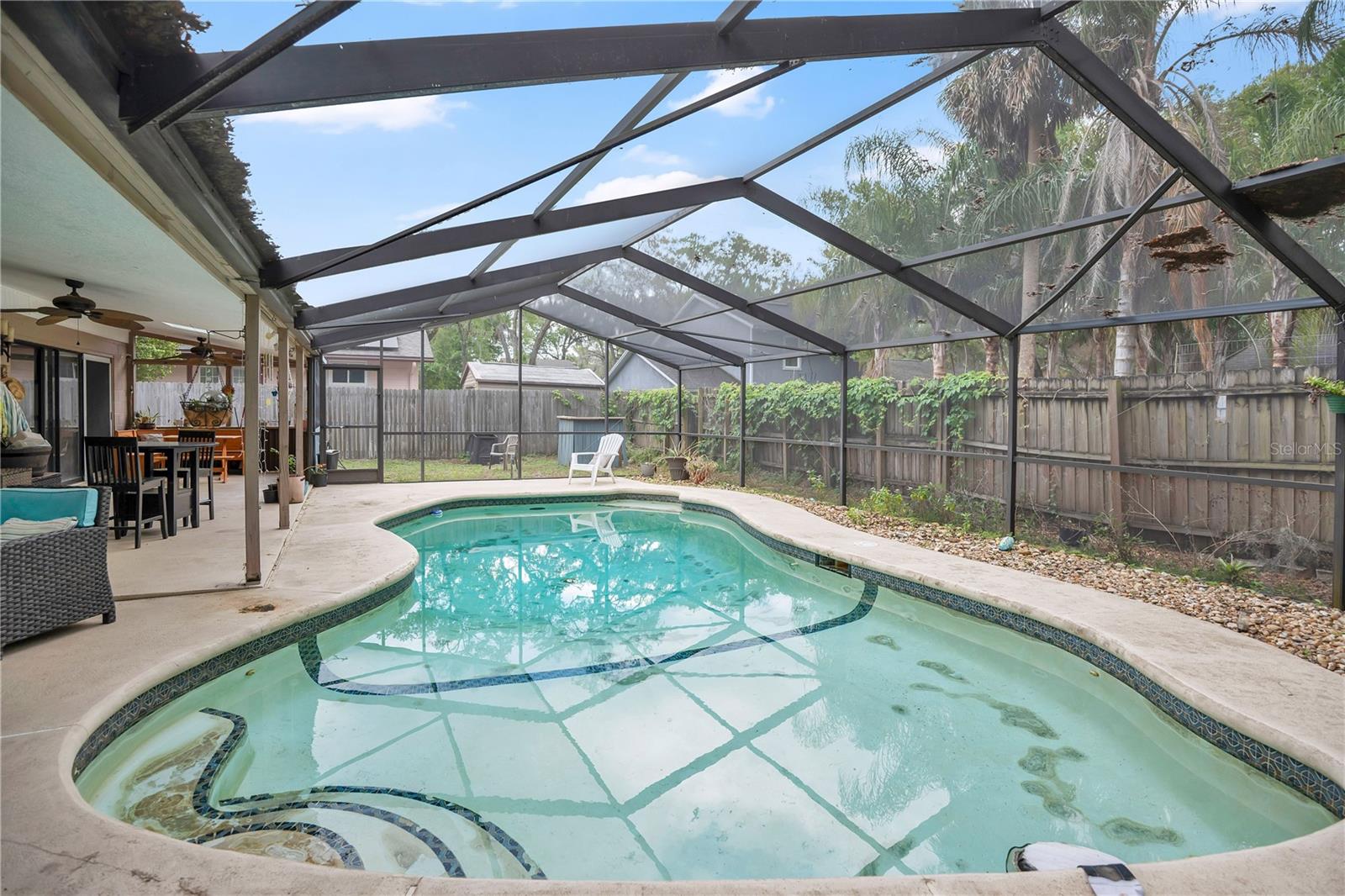 LONGWOOD PARK - Residential