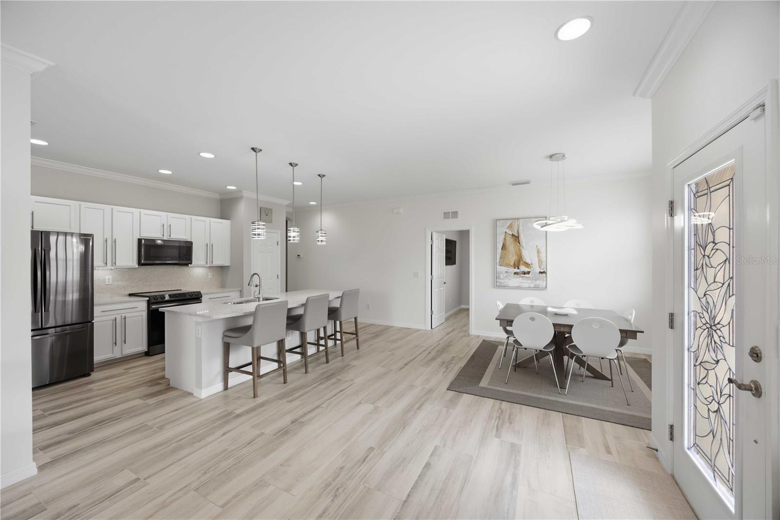 VENTURA VILLAGE - Residential