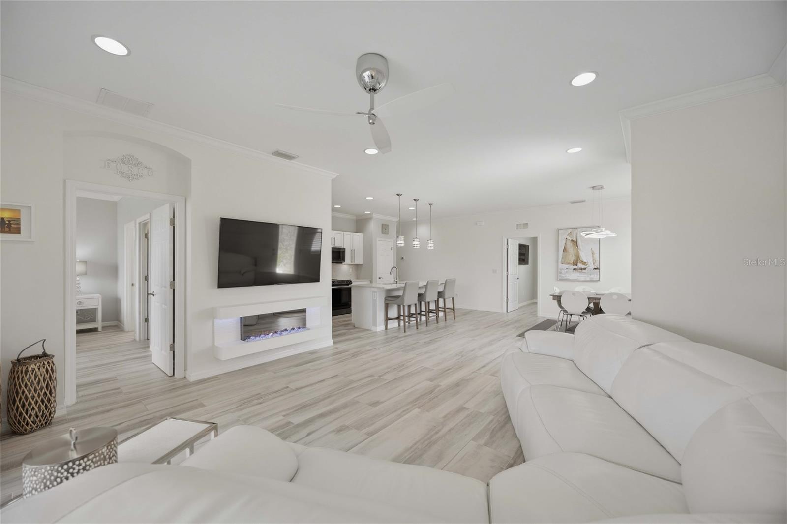 VENTURA VILLAGE - Residential