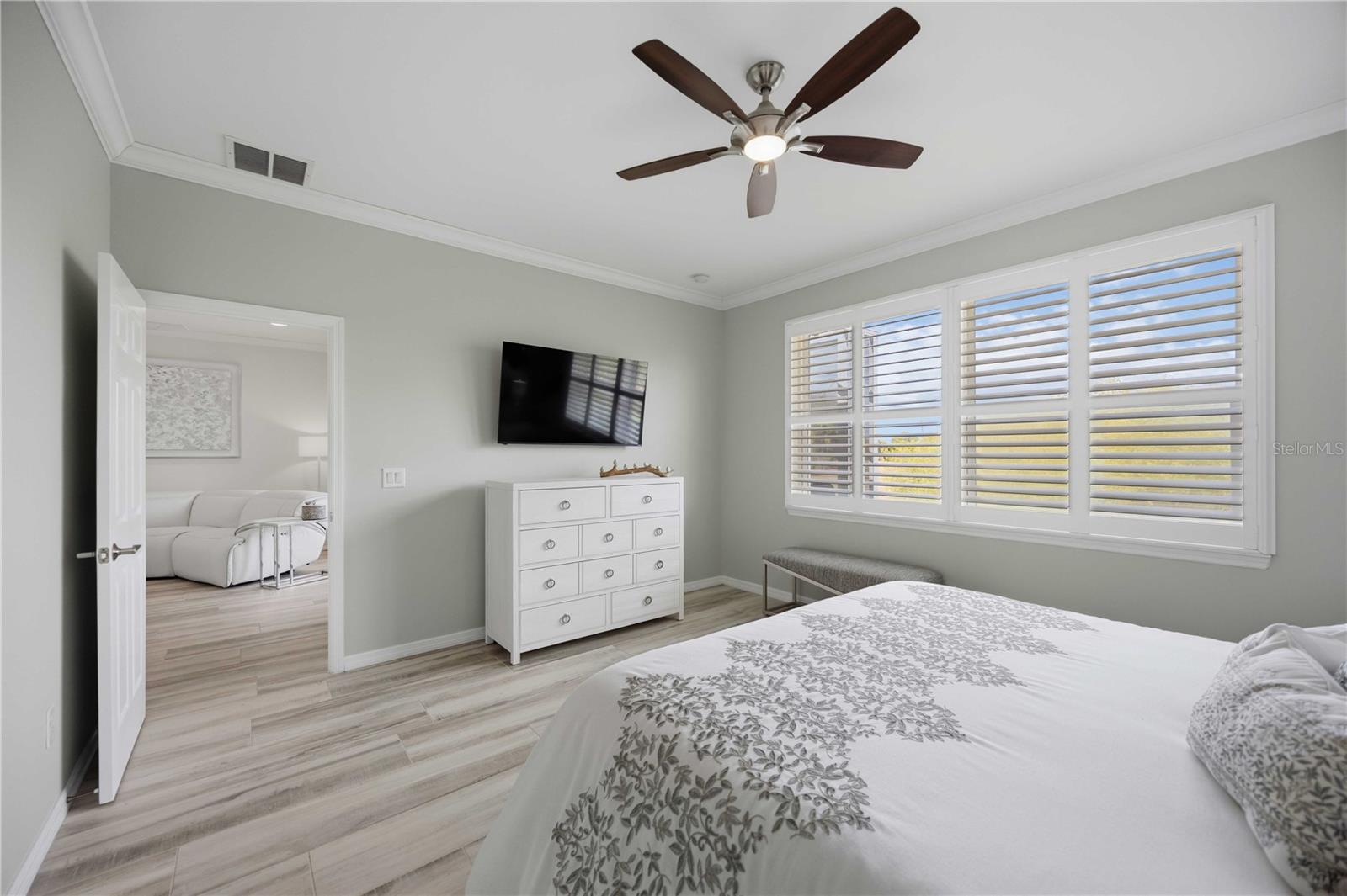 VENTURA VILLAGE - Residential