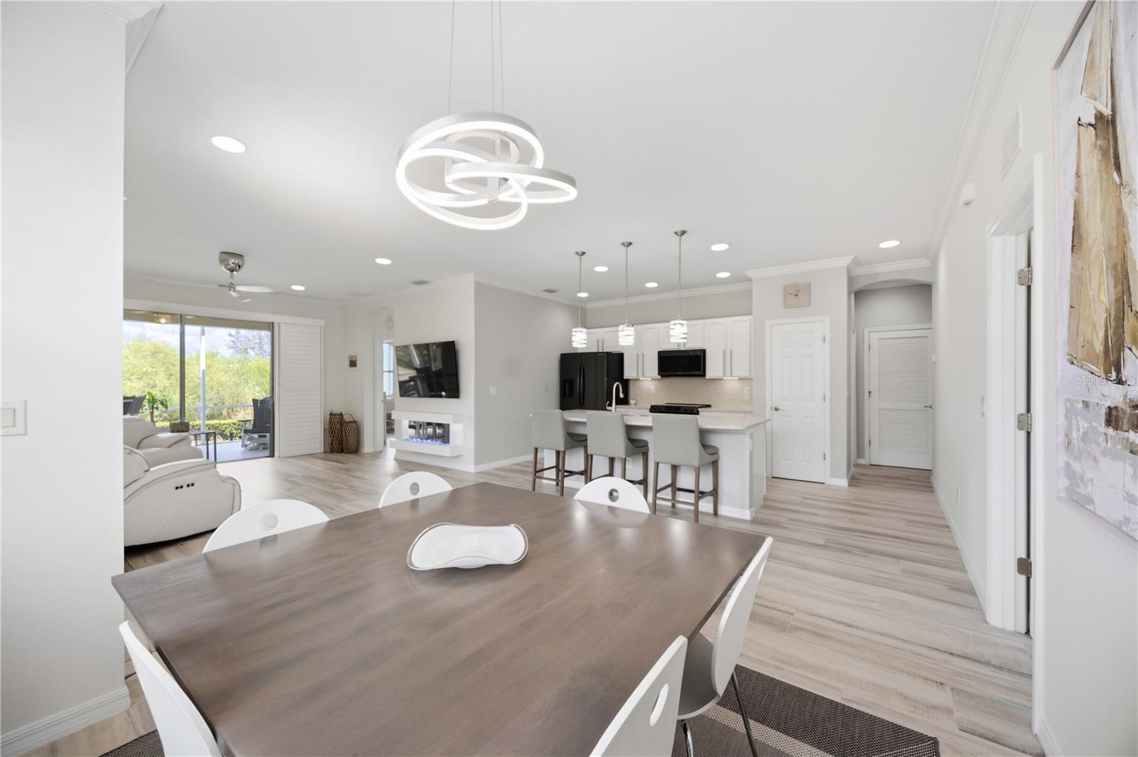 VENTURA VILLAGE - Residential