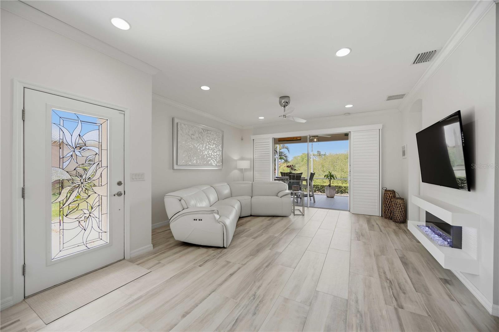 VENTURA VILLAGE - Residential