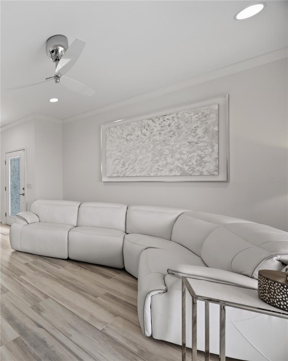 VENTURA VILLAGE - Residential